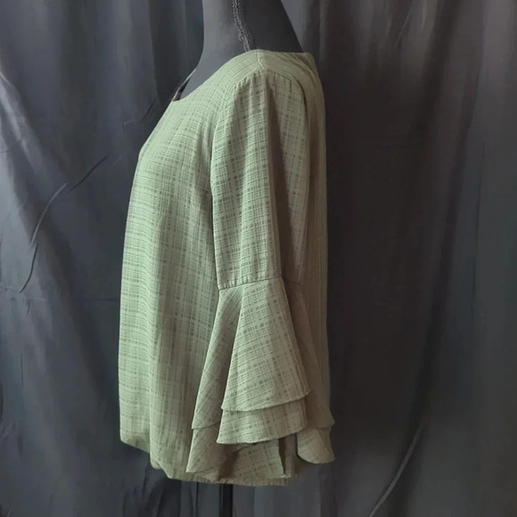 ALYX Top. Medium. EUC - Picture 3 of 8